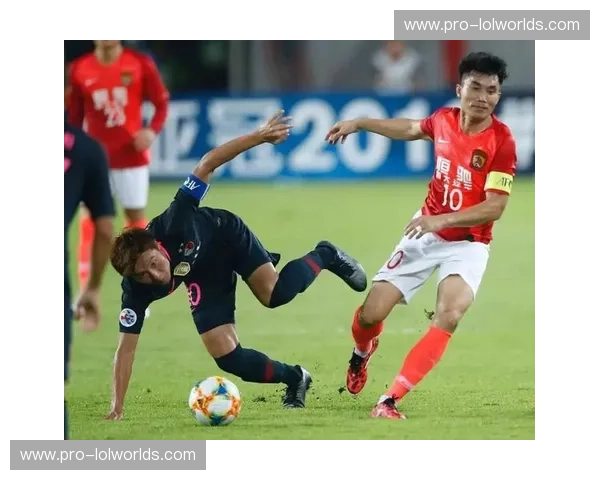 巅峰对决，谁主沉浮？恒大vs鹿岛经典战役视频集锦深度解析